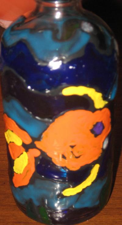 0809/LotionBottleFishSideHalf0814.jpg