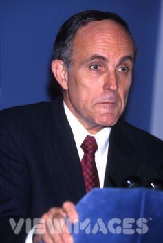 0108/Gulliani0108.jpg