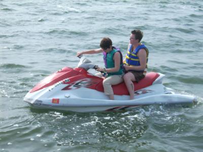 0508/Jetski0506.jpg