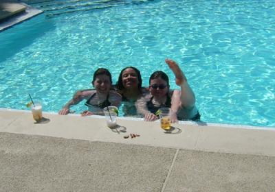 0508/Poolside0506.jpg
