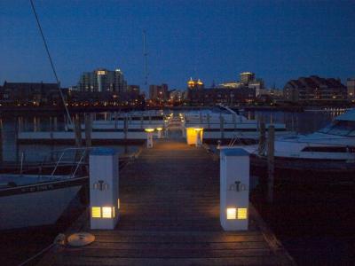 0609/10marina0605.jpg