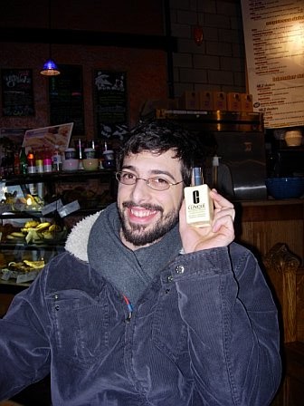 0107/PaulHappy0115.jpg
