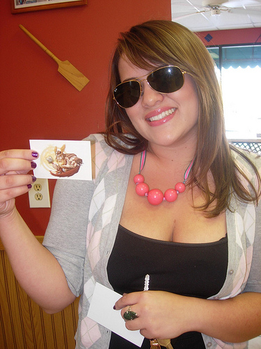 0409/SarahTatoo0417.jpg