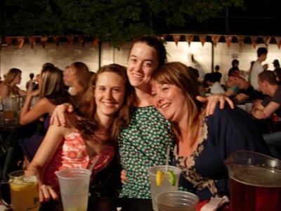 0807/TheGirls0806.jpg