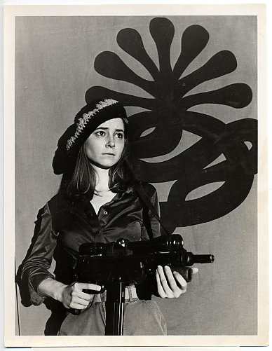 0208/TheOrdealOfPattyHearst0212.jpg