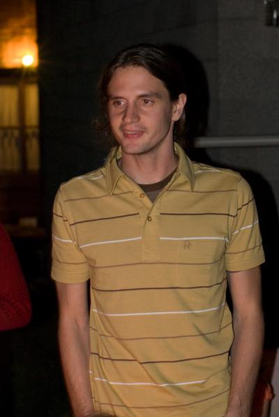 0907/TerryMikeBday420902.jpg