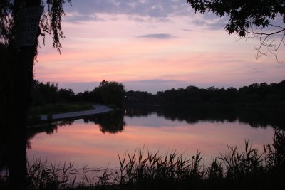 0606/sunsetatthelake25532.jpg