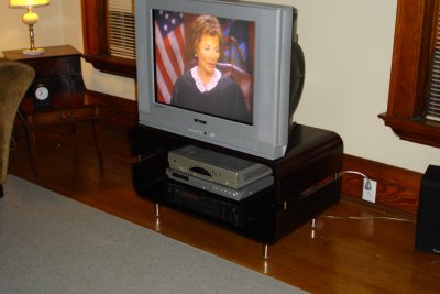 0705/tvstand4558.jpg 0705/tvstand4558.jpg