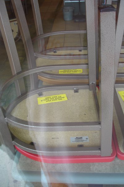 0707/Donotchair0729.jpg