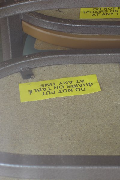 0707/Donotchaircloseup0729.jpg