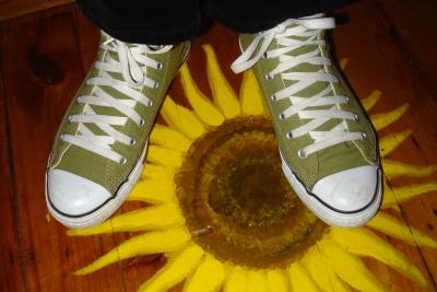 1109/Chucks161106.jpg 1109/Chucks161106.jpg