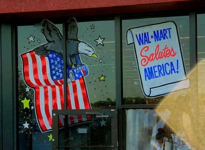 0506/walmart_salutes3530.jpg