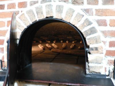 1007/BreadOven1029.jpg