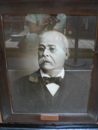 1007/VincenteYbor1029.jpg