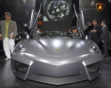 0907/Capt521fa69efb604d2e8d1ab03447564f0aGermanyAutoShowLamborghiniKfra2050912.jpg