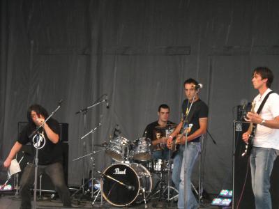 0908/MIA200801760914.jpg