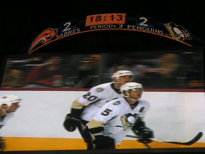1007/SabresPenguins071001002.jpg 1007/SabresPenguins071001002.jpg