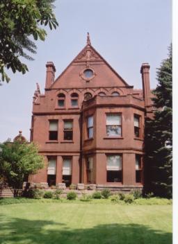 1105/House_on_North0645.jpg