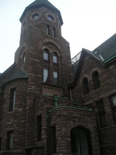 1107/ElmwoodNov07008B1111.jpg