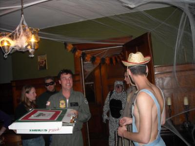 1108/Halloween200800671101.jpg