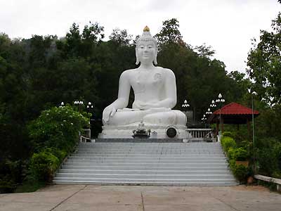 1206/Whitebuddha1218.jpg 1206/Whitebuddha1218.jpg