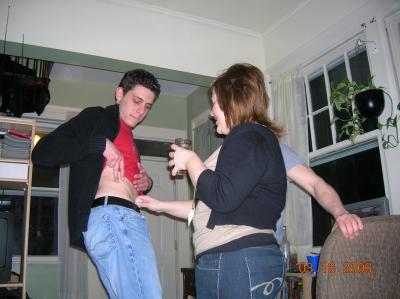 0307/MikeAndHisStomach0313.jpg 0307/MikeAndHisStomach0313.jpg