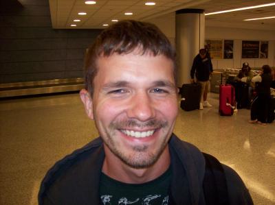 1008/DaveAirport21022.jpg