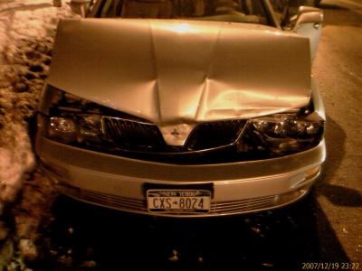 1207/FRontOfCar1220.jpg