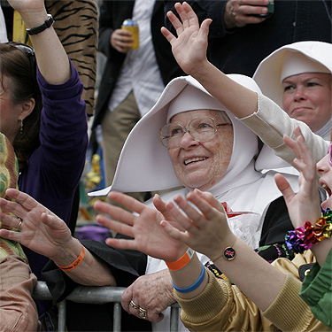 0207/Mardigras0220.jpg