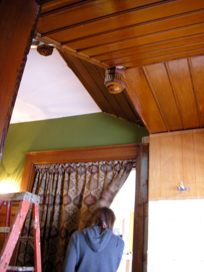 0208/UnderTheStairs0228.jpg