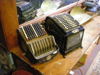 0308/CashRegister0302.jpg