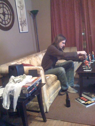 0308/MatthewsToys0315.jpg