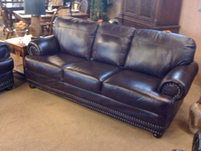 0309/FwsLeatherCouch0302.jpg 0309/FwsLeatherCouch0302.jpg