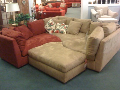 0309/WeirdCouch0302.jpg 0309/WeirdCouch0302.jpg