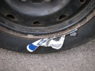 0408/LicensePlateJam0410.jpg 0408/LicensePlateJam0410.jpg