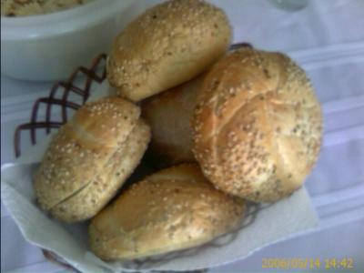 0506/rolls5753.jpg