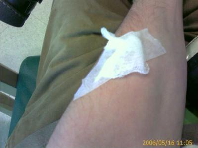 0506/shotInTheArm3105.jpg