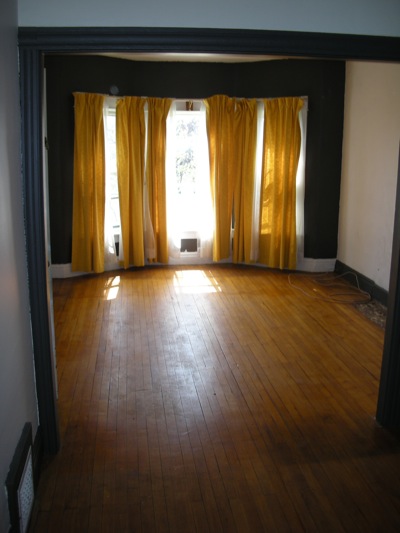 0508/LivingRoom0504.jpg