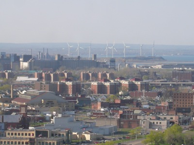 0508/WindMillsClose0502.jpg