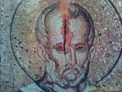 0606/scarrySaint1515.jpg
