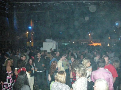 0608/TheCrowds0601.jpg 0608/TheCrowds0601.jpg