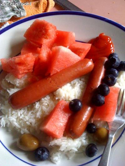 0609/AmericanLunch0612.jpg