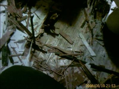 0806/bathroomFloorMiddle5346.jpg