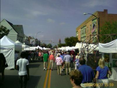 0806/elmwoodArtFestival4404.jpg
