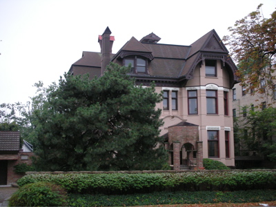 0907/RemudledHouseOnNorth0913.jpg