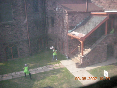 0907/WhatIsSheGonnaHit0909.jpg
