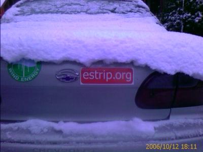 1006/snowCarEstrip2115.jpg