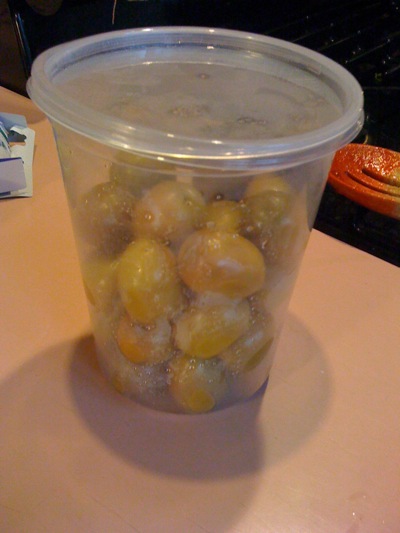 1108/GinosOlives1109.jpg