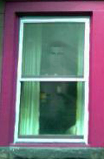 0606/DETAILdinignRoomWindowOutsi0716.jpg
