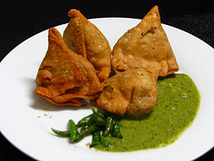 0109/Samosachutney0110.jpg